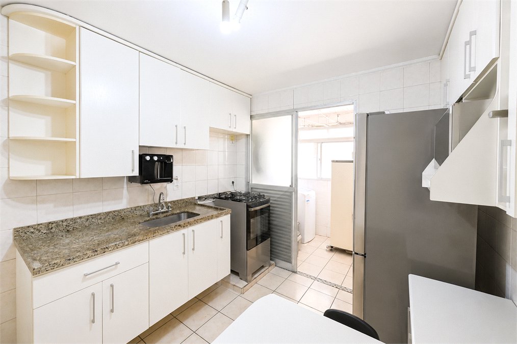 Apartamento à venda com 3 quartos, sendo 1 suíte,  em Chácara Inglesa, São Paulo, SP