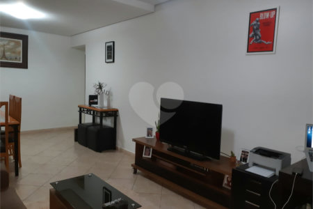 Apartamento à venda com 3 quartos, sendo 2 suítes, em Pinheiros, São Paulo, SP