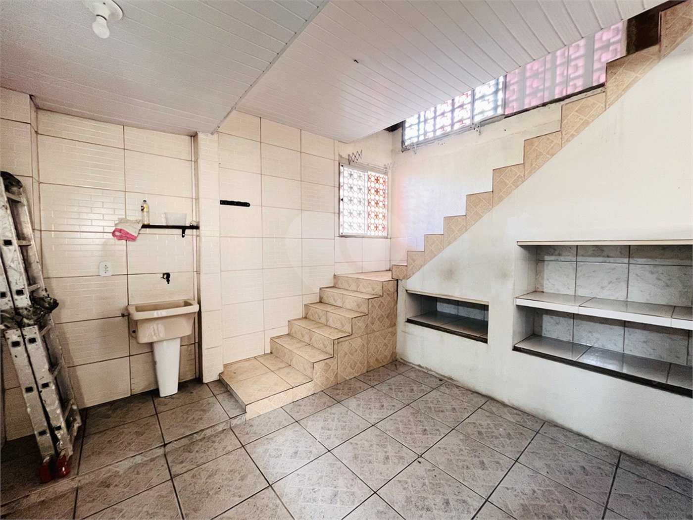Casa à venda com 3 quartos em Campo Grande, Rio de Janeiro, RJ