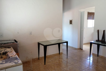 Casa Térrea à venda com 3 quartos em Guaxinduva, Atibaia, SP