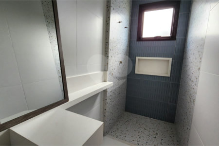 Casa à venda com 3 suítes no condomínio Residencial Jardim Primavera, Louveira - SP