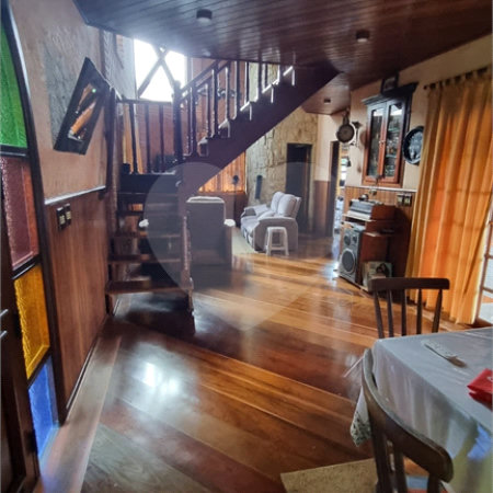 Casa à venda com 4 quartos, sendo 2 suítes, no condomínio Aruã Eco Park, Mogi das Cruzes - SP