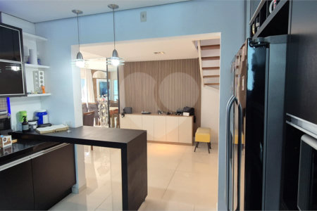 Casa à venda com 4 quartos, sendo 2 suítes,  no condomínio Aromaz, São Bernardo do Campo - SP