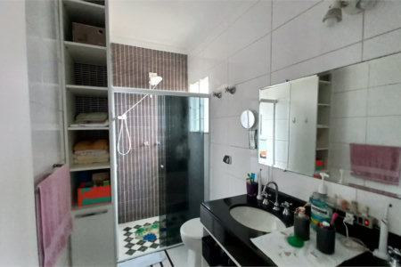 Sobrado à venda com 3 quartos, sendo 1 suíte,  em Vila Gomes, São Paulo, SP