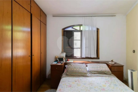 Casa à venda com 3 quartos, sendo 2 suítes,  em Jardim Santa Mena, Guarulhos, SP