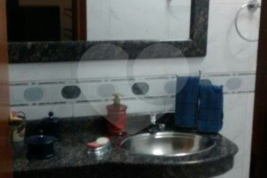 Sobrado à venda com 4 suítes em Parque Renato Maia, Guarulhos, SP