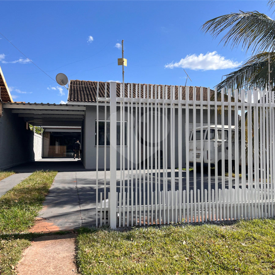 Casa à venda com 3 quartos em Ipê, Três Lagoas, MS
