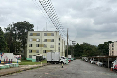 Casa para alugar com 2 quartos no condomínio Estrada do Preju, Itaquaquecetuba - SP