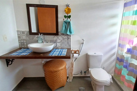 Casa à venda com 3 quartos, sendo 2 suítes, no condomínio Altos de São Roque, São Roque - SP