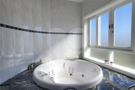 Casa à venda com 3 suítes no condomínio Villagio Di Verona, Vinhedo - SP