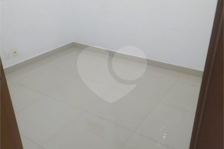 Apartamento à venda com 2 quartos em Dom Aquino, Cuiabá, MT