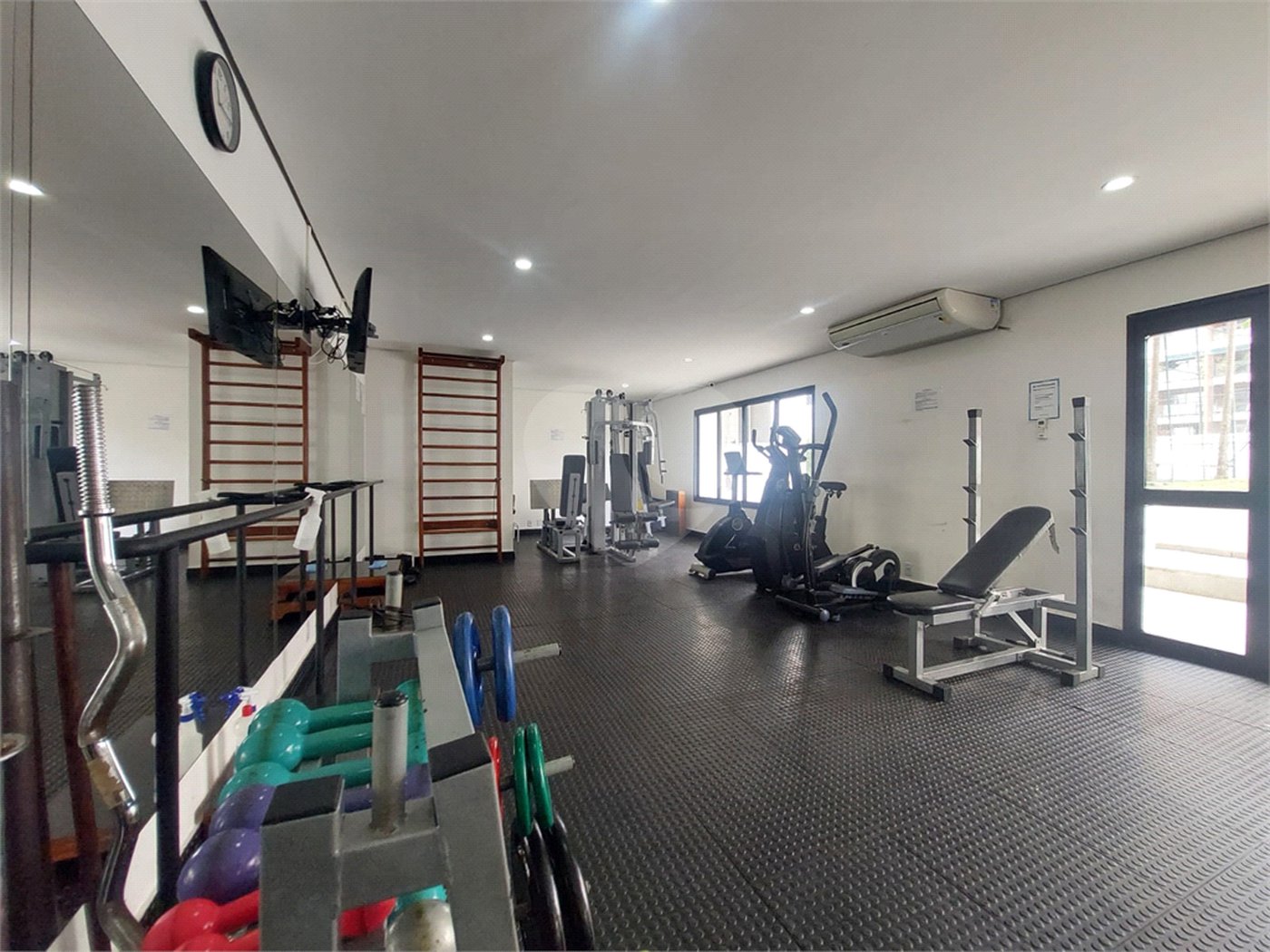 Apartamento à venda com 4 quartos, sendo 1 suíte, em Vila Leopoldina, São Paulo, SP