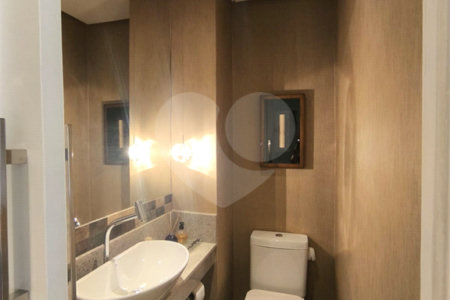 Apartamento à venda com 3 quartos, sendo 1 suíte, no Centro, São Bernardo do Campo, SP