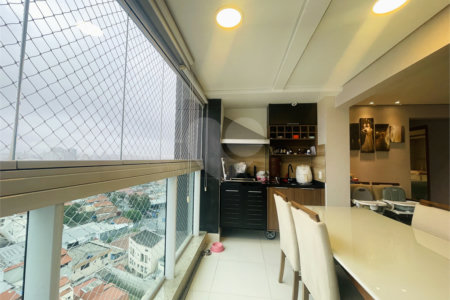 Apartamento à venda com 2 suítes em Vila Scarpelli, Santo André, SP