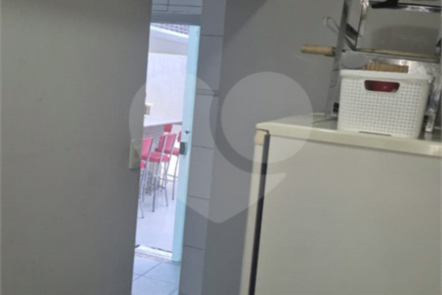 Sobrado à venda com 3 quartos, sendo 1 suíte, em Tremembé, São Paulo, SP