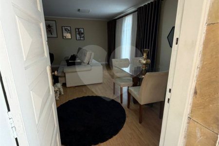 Casa à venda com 3 quartos em Parque Santo Antônio, Guarulhos, SP