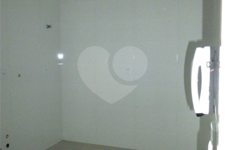 Casa à venda com 3 quartos, sendo 1 suíte, no condomínio Residencial Vila Primavera (zona Norte), São Paulo - SP