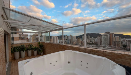 Cobertura Duplex com Vista para o Mar | 3 Suítes, SPA Privativo, Porteira Fechada e Lazer Completo