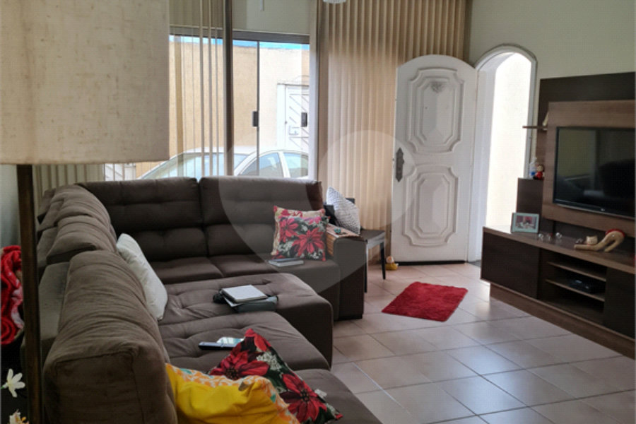 Sobrado à venda com 3 quartos, sendo 1 suíte, em Vila Ester (zona Norte), São Paulo, SP