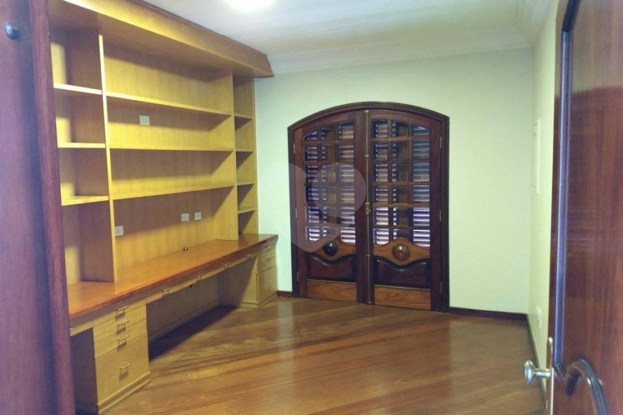 Casa à venda com 4 suítes em Tremembé, São Paulo, SP