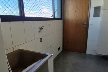 Apartamento à venda ou para alugar com 3 quartos, sendo 2 suítes, em Vila Romana, São Paulo, SP