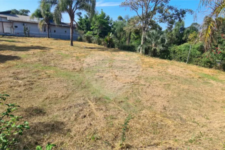 Terreno à venda no condomínio Residencial Colinas de Inhandjara, Itupeva - SP