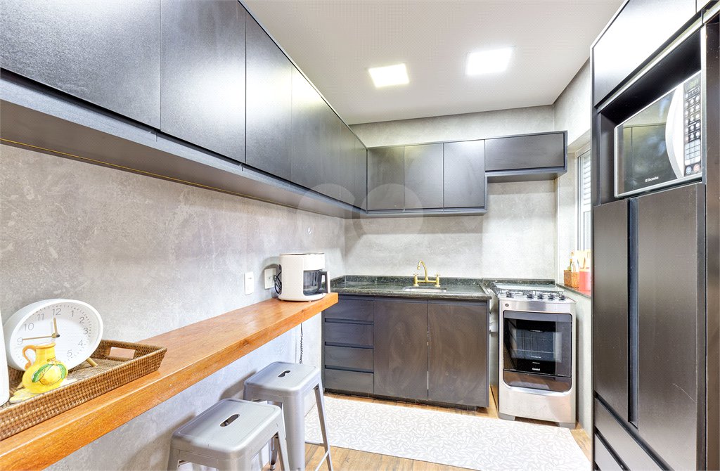 Casa à venda com 3 quartos, sendo 1 suíte, no condomínio Magnólia Gardens, São Paulo - SP