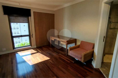 Duplex para alugar com 3 suítes em Real Parque, São Paulo, SP