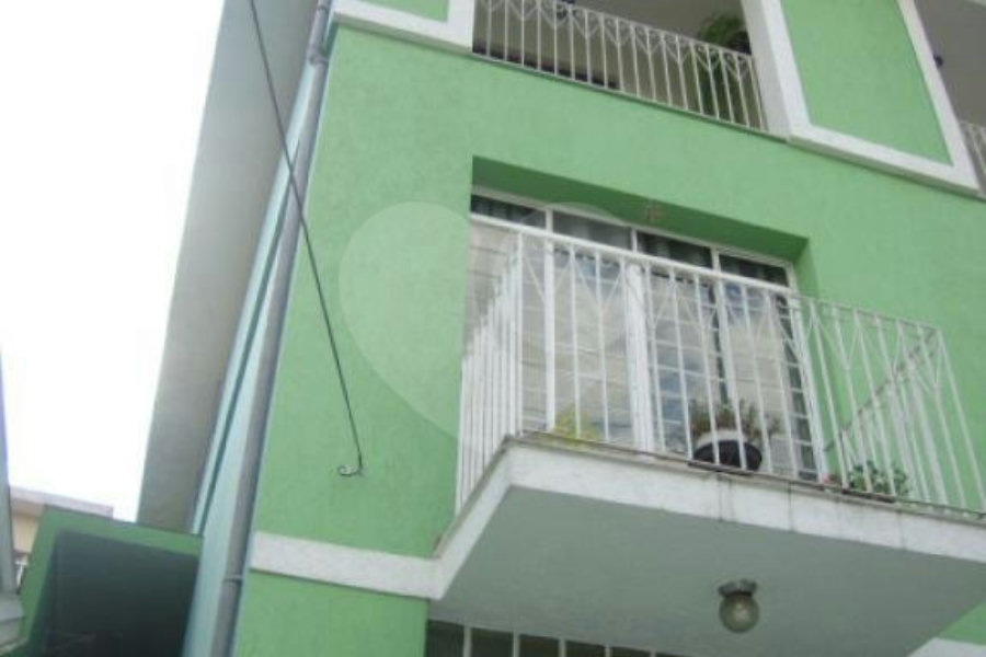 Sobrado à venda com 3 quartos, sendo 1 suíte, em Parada Inglesa, São Paulo, SP