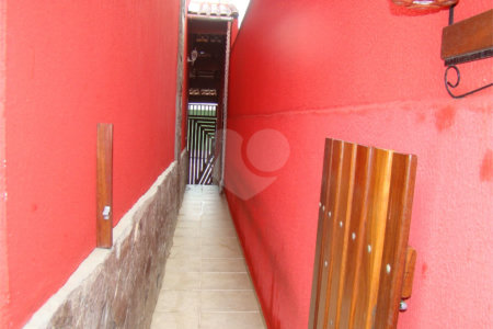 Sobrado à venda com 2 quartos, sendo 1 suíte, em Jardim São Luís, Suzano, SP