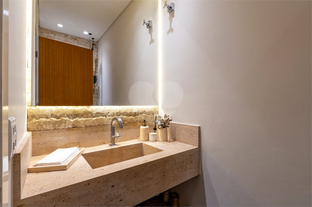 Casa à venda com 3 suítes no condomínio Modernne, São Paulo - SP