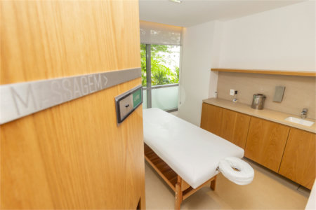 Apartamento à venda com 3 quartos, sendo 2 suítes, em Cerqueira César, São Paulo, SP