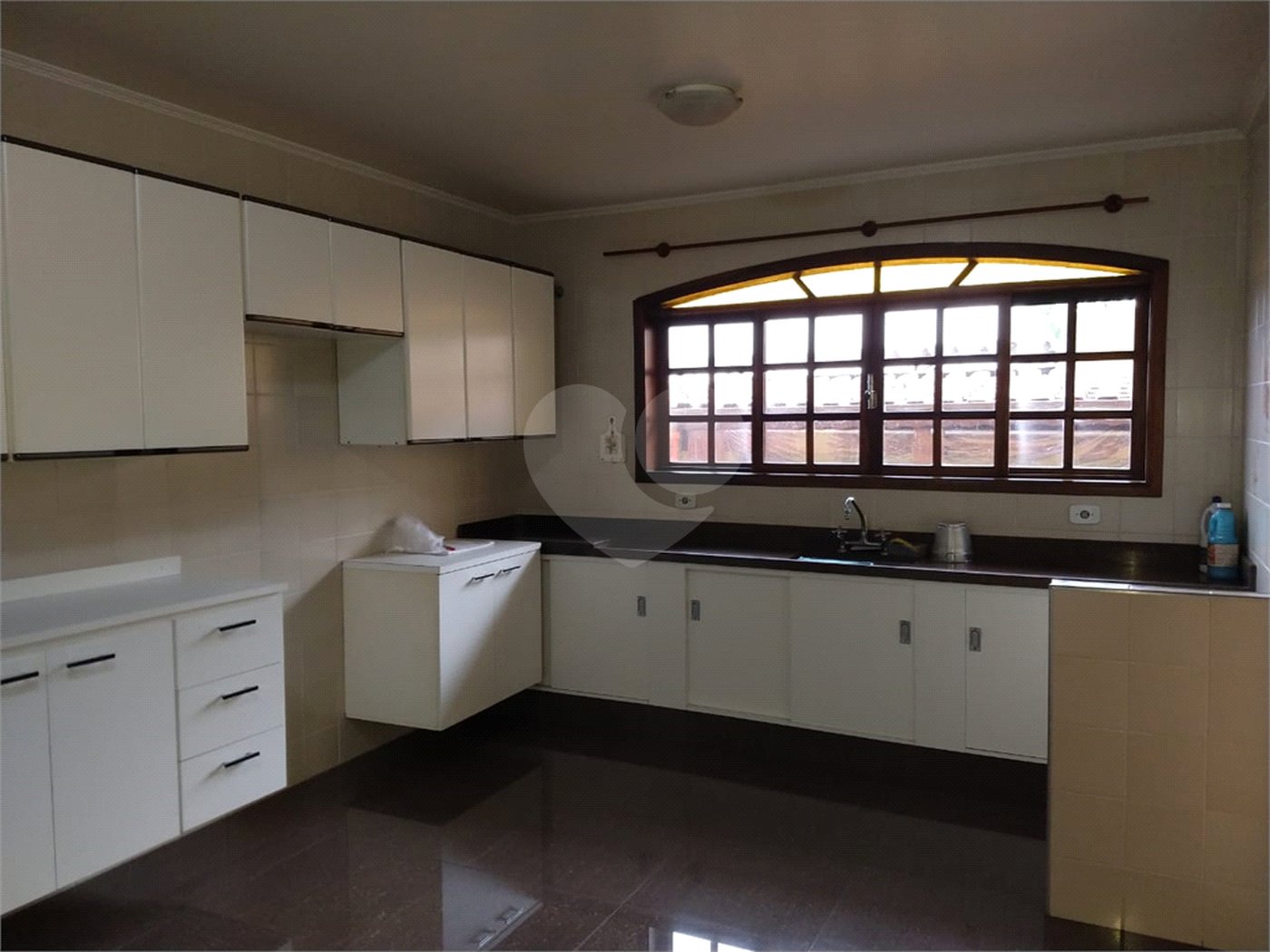 Casa à venda com 3 quartos, sendo 1 suíte,  em Tremembé, São Paulo, SP