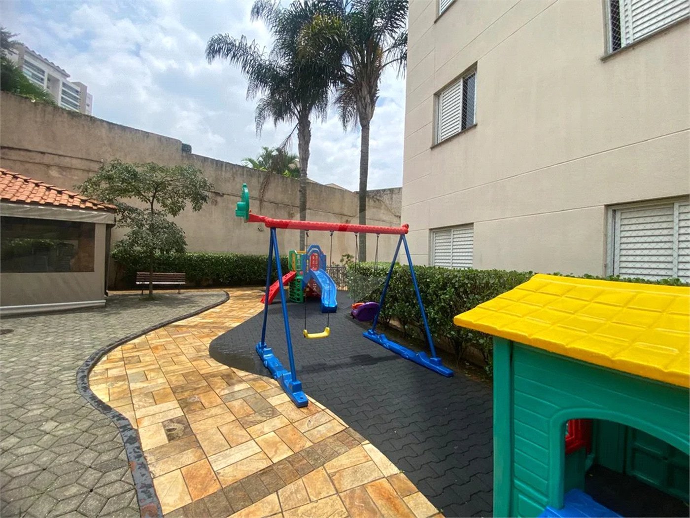 Apartamento à venda com 3 quartos, sendo 1 suíte, em Vila Maria Alta, São Paulo, SP