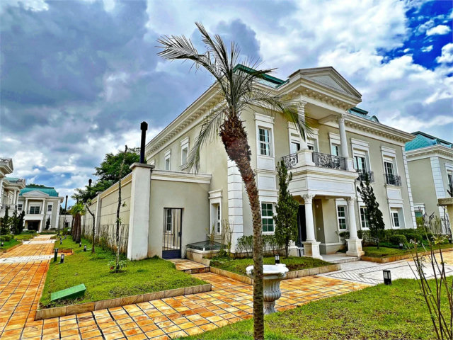 Casa à venda com 5 suítes no condomínio Maison Du Parc, São Paulo - SP