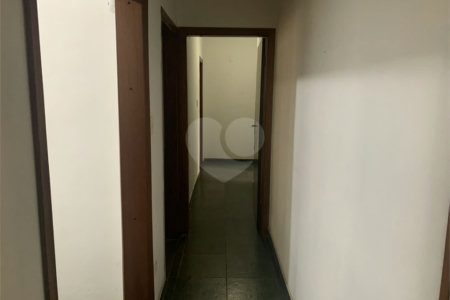 Casa à venda com 4 quartos, sendo 3 suítes, em Jardim Alvorada (zona Oeste), São Paulo, SP