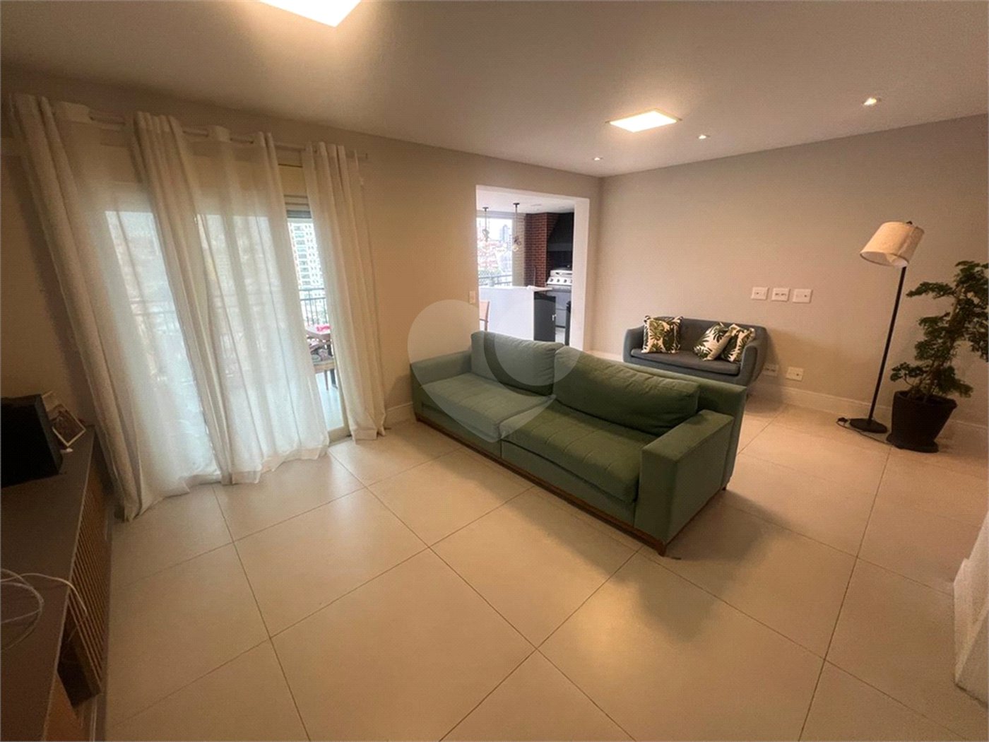 Apartamento à venda com 2 quartos, sendo 1 suíte,  em Santana, São Paulo, SP