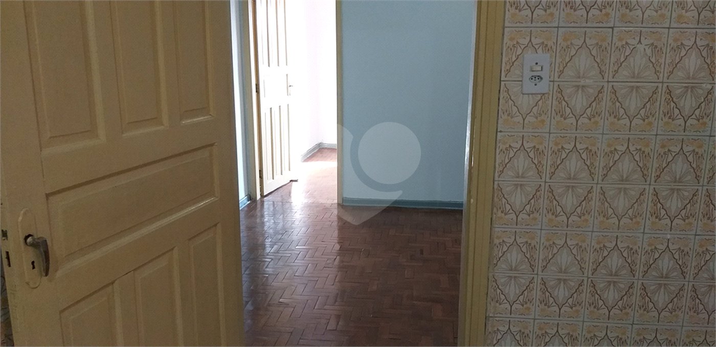 Sobrado à venda com 4 quartos em Parque Edu Chaves, São Paulo, SP