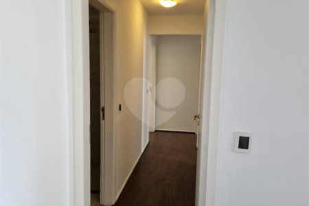 Apartamento à venda ou para alugar com 3 quartos, sendo 1 suíte, em Moema, São Paulo, SP
