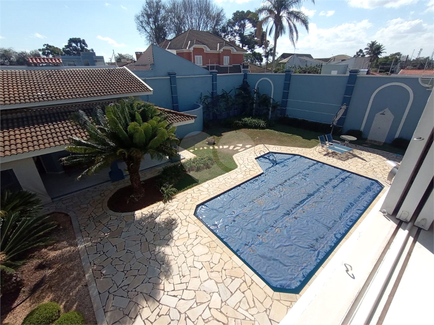 Casa à venda com 3 suítes em Vila Nastri, Itapetininga, SP