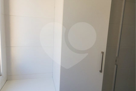 Apartamento à venda com 2 quartos em Vila Hortência, Sorocaba, SP