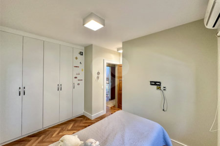 Casa à venda com 4 suítes no condomínio Parque das Artes, Embu das Artes - SP