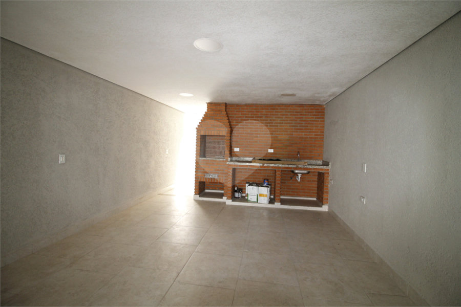 Sobrado à venda com 4 quartos, sendo 2 suítes, em Vila Pereira Barreto, São Paulo, SP
