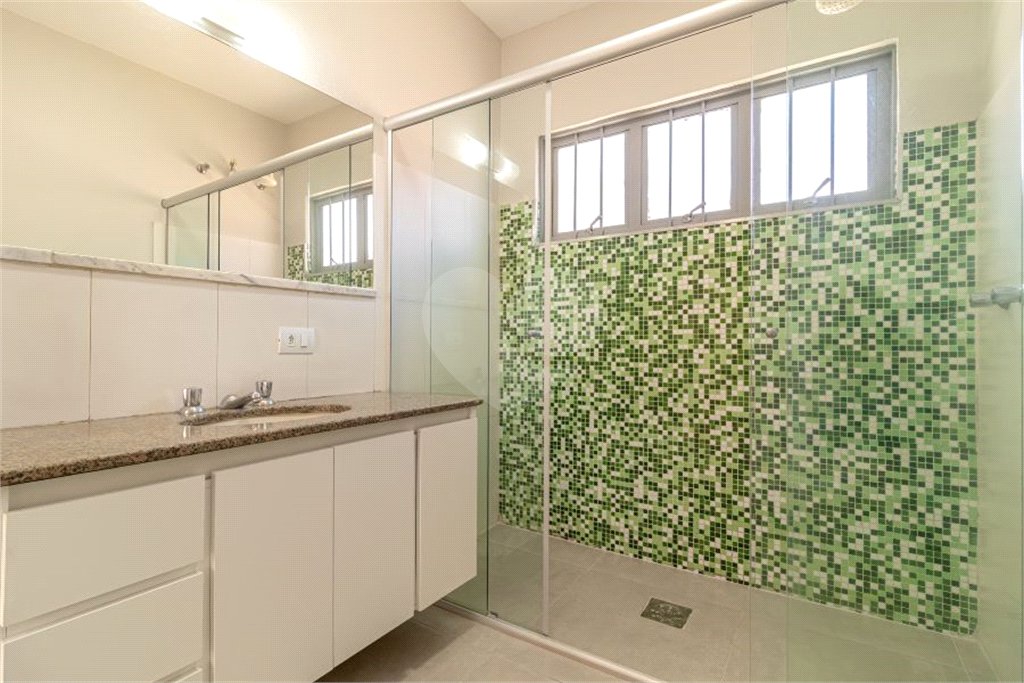 Casa à venda ou para alugar com 3 quartos, sendo 1 suíte, no condomínio Portal de Itu I, Itu - SP