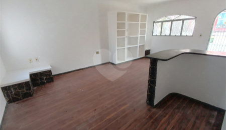 Casa à venda ou para alugar com 6 quartos, sendo 2 suítes,  em Jardim Itália, Itapetininga, SP
