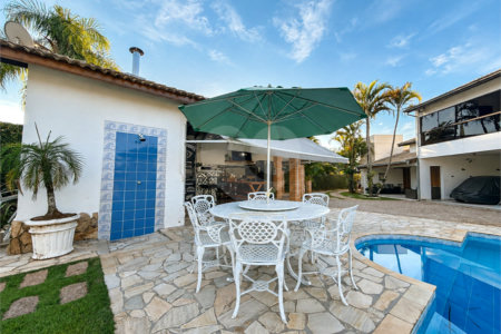 Casa à venda com 5 suítes no condomínio Parque Village Castelo, Itu - SP