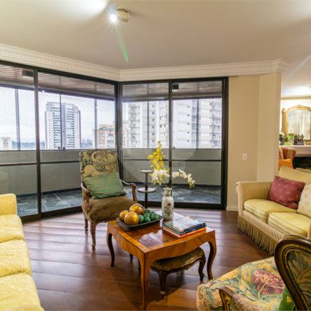 Duplex à venda com 4 quartos, sendo 3 suítes, em Campo Belo, São Paulo, SP