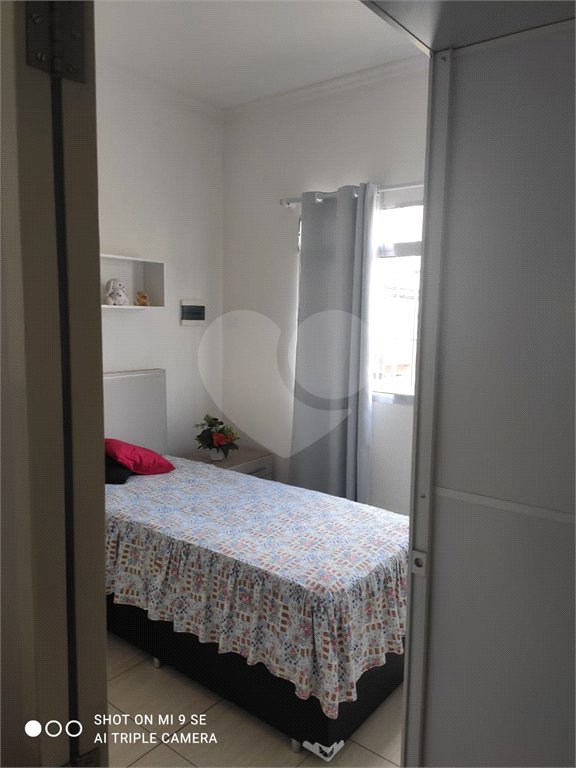 Sobrado à venda com 1 suíte em Jardim Luciana, Itaquaquecetuba, SP