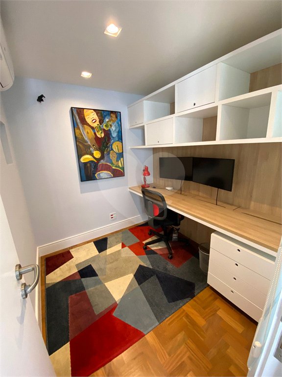 Apartamento reformado de 96m² no coração do Jardins!