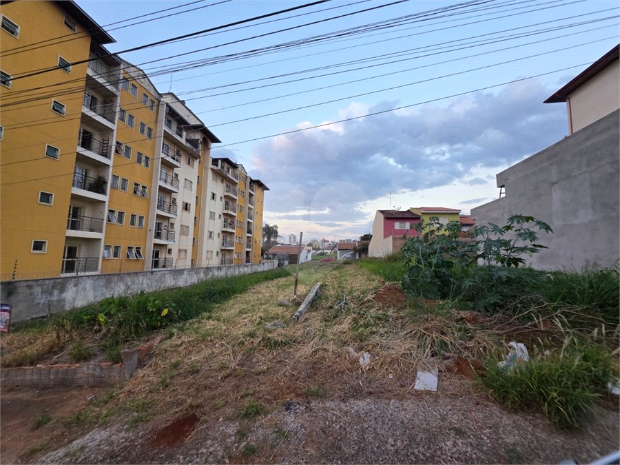 Terreno no Jd. Gibertoni, próximo ao SESC e ao Shopping